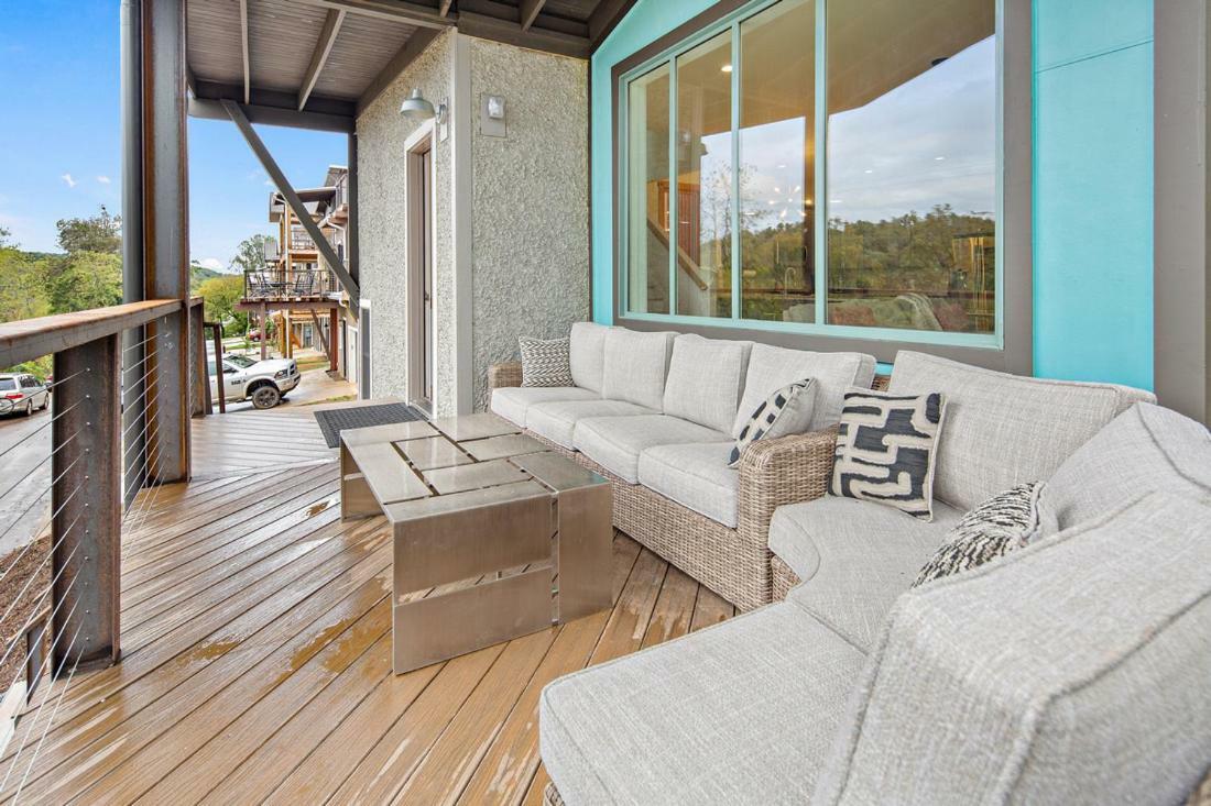 Вилла Upstream Penthouse Эшвилл Экстерьер фото