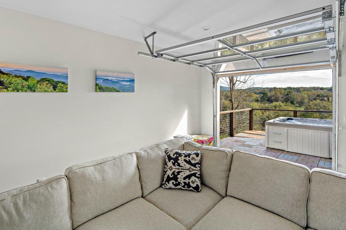 Вилла Upstream Penthouse Эшвилл Экстерьер фото